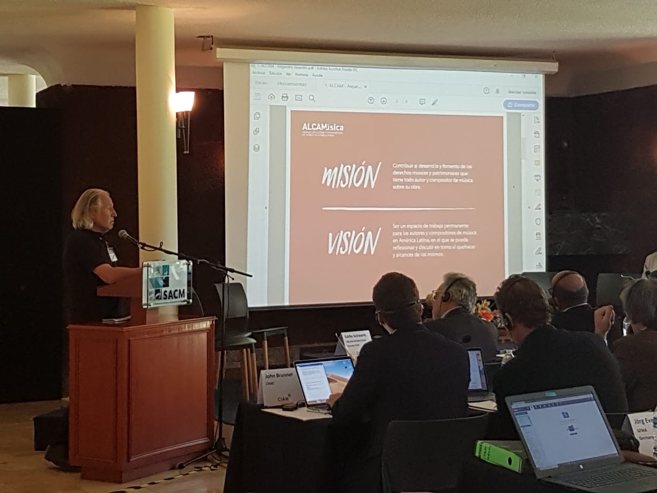 ALCAM en Congreso de CIAM en México